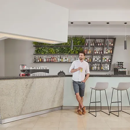 Hotel Bluesun Neptun Tučepi