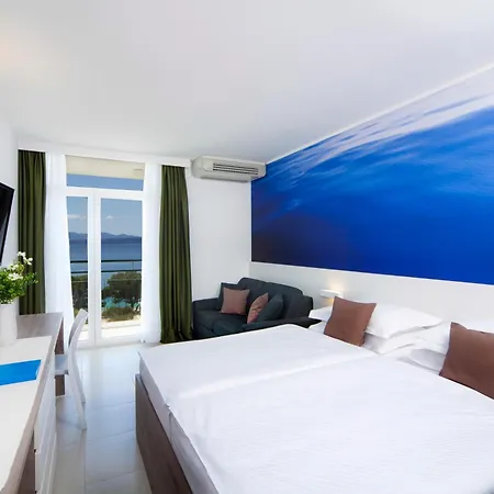 Bluesun Neptun Hotell 3*