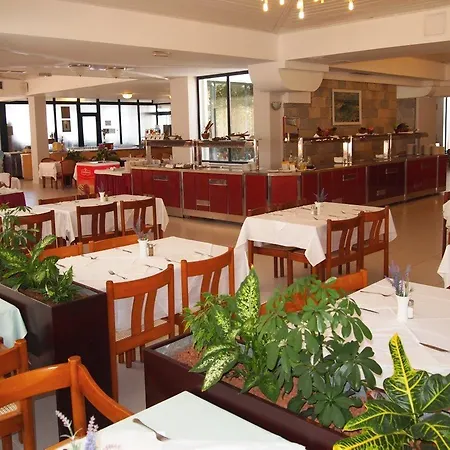 Bluesun Neptun Hotell 3*