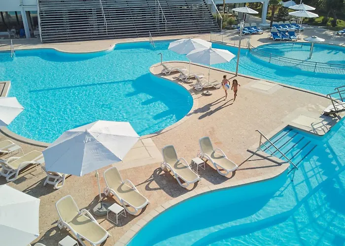 Hotel Bluesun Neptun 3*